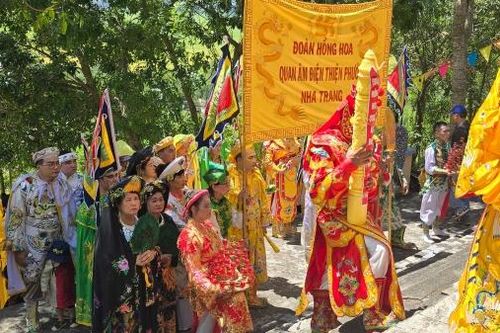 Lễ hội Am Chúa - nét đẹp văn hóa tâm linh ở xứ trầm hương