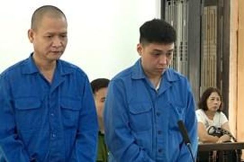 Nhận chở khách nhập cảnh trái phép, hai tài xế trả giá bằng án tù