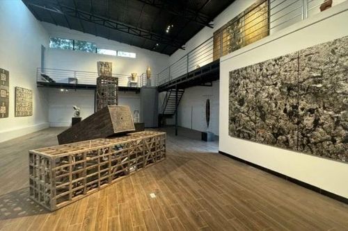 'Giãn nở đa chiều' tại Muong Art Today Museum