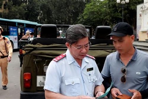 Xử lý xe UAZ vi phạm giao thông, giữ gìn hình ảnh đẹp về Thủ đô Hà Nội