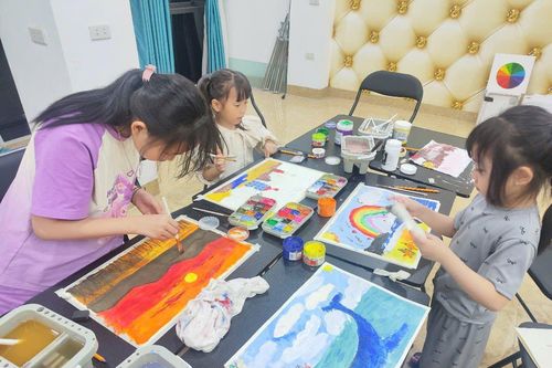 Cho trẻ học năng khiếu: Mong con giỏi hay sợ con thua?
