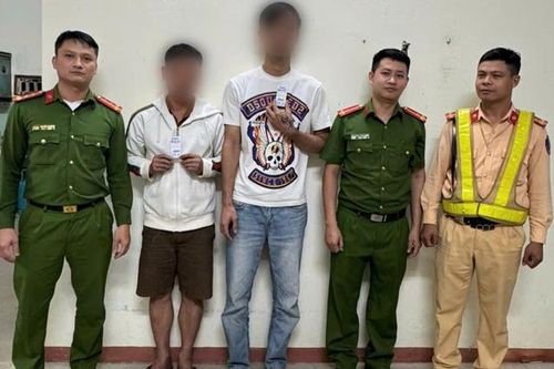 Tóm gọn tài xế dương tính ma túy bỏ chạy bất thành
