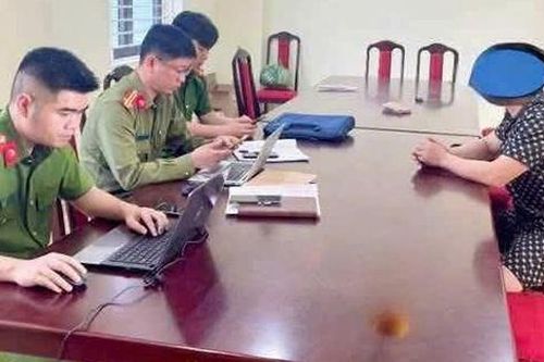 Loan tin 'thôi miên' sai sự thật lên mạng, chủ tài khoản Facebook bị công an xã triệu tập