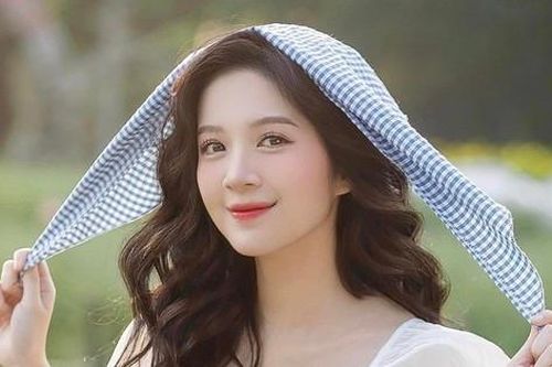 Nữ chính 'Cha Tôi, Người Ở Lại' có hành động gây lo lắng trong ngày quay cuối