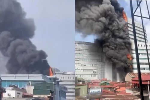 Hà Nội: cháy dữ dội tại tòa nhà cao tầng trên phố Thái Hà