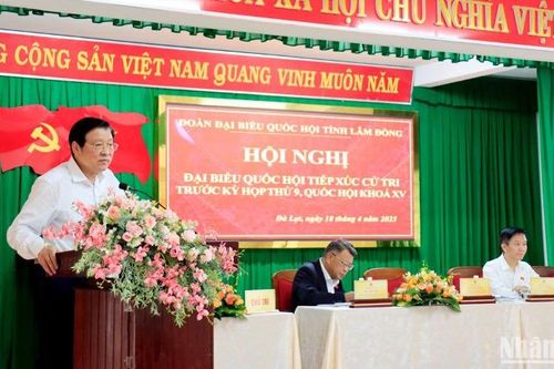 Đồng chí Phan Đình Trạc đánh giá cao ý kiến cử tri về công tác quy hoạch sau sáp nhập tỉnh