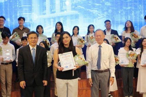 Trao giải cuộc thi 'Giải thưởng Văn học trẻ Đại học Quốc gia Thành phố Hồ Chí Minh'