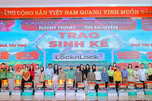Thí sinh Hoa hậu Doanh nhân Việt Nam Toàn cầu 2025 trao tặng hơn 600 triệu đồng cho các hộ khó khăn