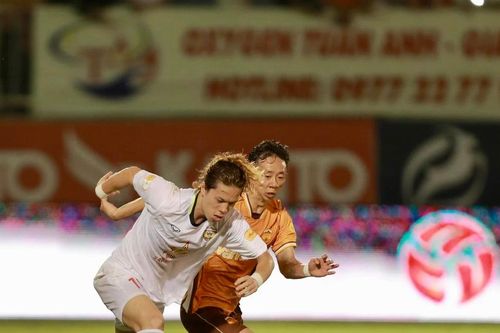HA.HL – Hà Tĩnh 0-1: Đội khách lại… bay!