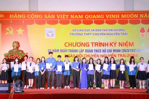 Giải pháp nâng cao chất lượng và đóng góp của hệ thống trường chuyên