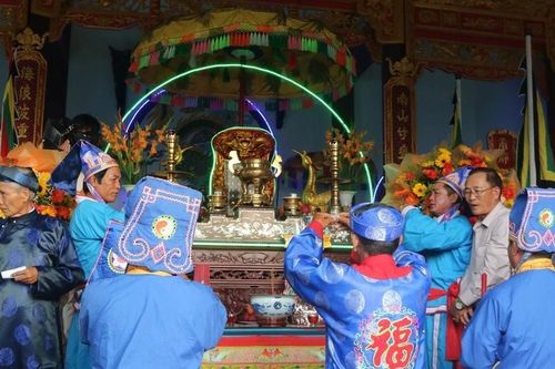 Xây dựng dự án bảo tồn 2 lễ hội lớn của Ninh Thuận và Bình Định