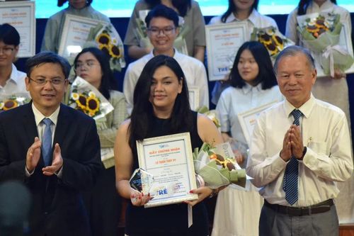 Giải thưởng Văn học trẻ Đại học Quốc gia TPHCM chỉ có một giải Nhất