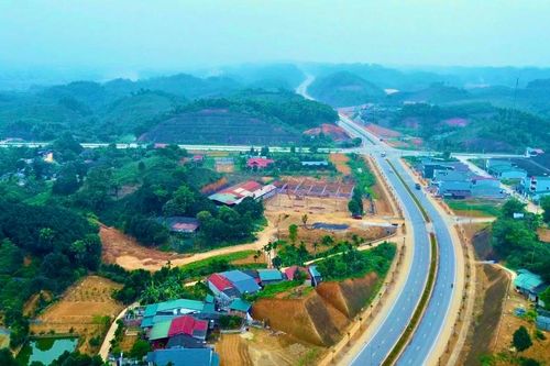 Yên Bái hoàn thành tuyến đường hơn 400 tỷ phía bờ Nam sông Hồng