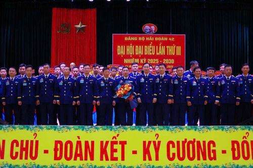 Đảng bộ Hải đoàn 42 phấn đấu thực hiện thắng lợi nghị quyết đại hội nhiệm kỳ 2025-2030