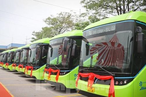 Hà Nội: Vận hành 17 xe buýt điện tuyến Mỹ Đình - Gia Lâm