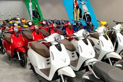 VinFast điều chỉnh giá loạt xe máy điện