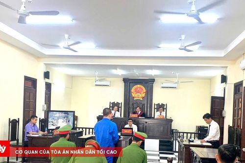 Cướp tài sản giữa đêm khuya