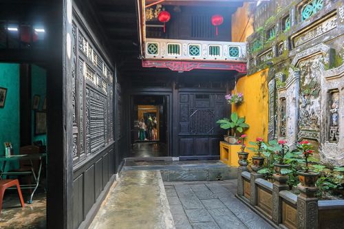 Chiêm ngưỡng nhà gỗ lim tinh xảo của đại gia giàu có bậc nhất Hội An xưa