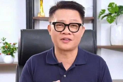 BTV Quang Minh làm việc với cơ quan chức năng về quảng cáo sữa
