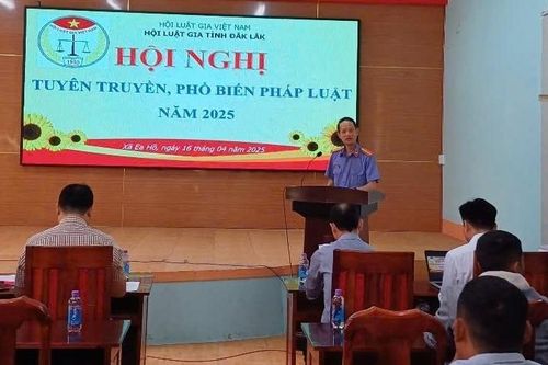 Tuyên truyền pháp luật cho hội viên và nhân dân xã Ea Hồ