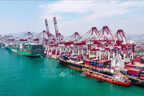 Mỹ giảm phí cảng cho tàu Trung Quốc sau phản ứng của ngành hàng hải