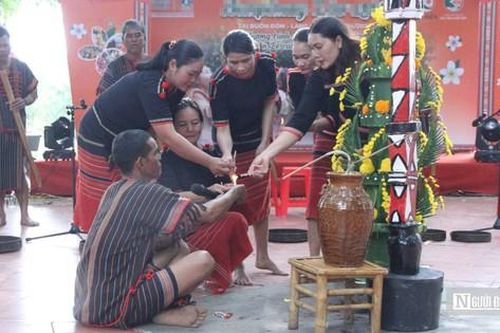 Ngọn lửa thiêng trong căn bếp của người M'nông