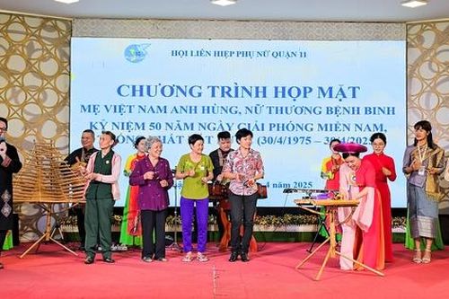 Hội LHPN quận 11 tri ân Mẹ Việt Nam anh hùng, nữ thương bệnh binh