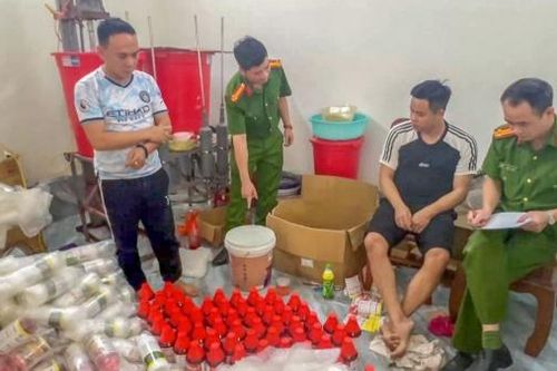 Bắc Giang: Triệt phá đường dây sản xuất thuốc chuột quy mô 'khủng' làm từ gạo, vỏ trấu