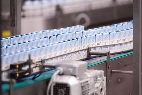 Nhà sản xuất sữa tươi sạch Việt Nam cam kết về trung hòa carbon và Net Zero