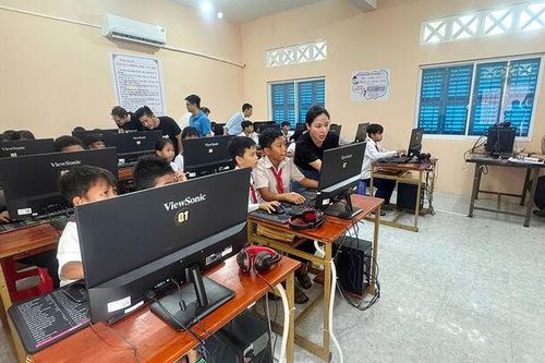 Khánh thành Phòng máy vi tính Trường Tiểu học A An Tức