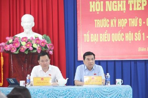 Cử tri thành phố Biên Hòa quan tâm đến việc giải quyết thủ tục hành chính khi giải thể cấp huyện