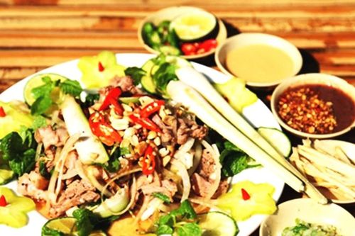 Dê tái chanh vào top món thịt dê ngon nhất thế giới