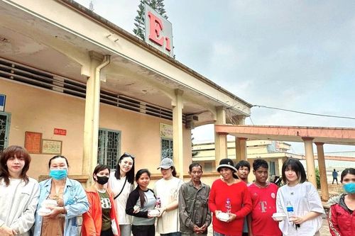 Tặng 500 suất điểm tâm cho bệnh nhân đang điều trị tại Bệnh viện Đa khoa tỉnh Gia Lai