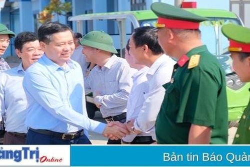 Bí thư Tỉnh ủy Nguyễn Long Hải làm việc với huyện đảo Cồn Cỏ