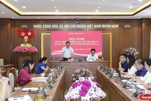 Thành phố quán triệt, triển khai chủ trương sáp nhập đơn vị hành chính cấp xã