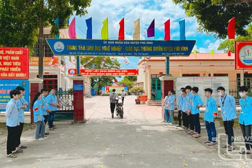 Phú Bình: 100% trường học có mô hình 'Cổng trường an toàn giao thông'