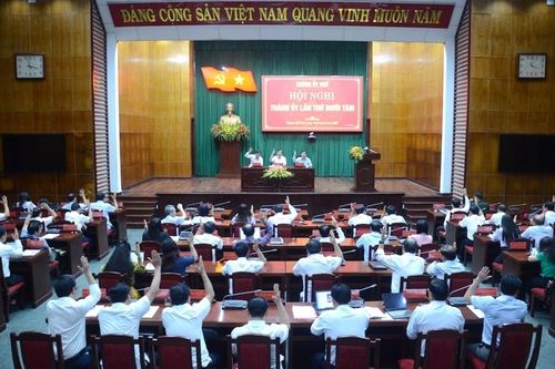 Thành ủy thông qua nhiều nội dung, đề án quan trọng