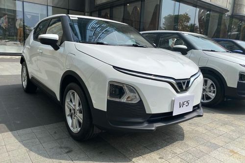 Top 10 xe bán chạy nhất tháng 3/2025: VinFast VF 5 bất ngờ 'vượt mặt' mọi đối thủ