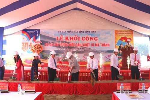 Bình Định khởi công cầu vượt lũ 150 tỷ, vơi nỗi lo mùa thiên tai