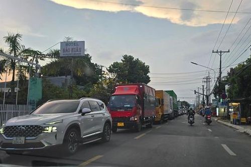 An Giang: Tai nạn giao thông chết người gây kẹt xe kéo dài trên QL91