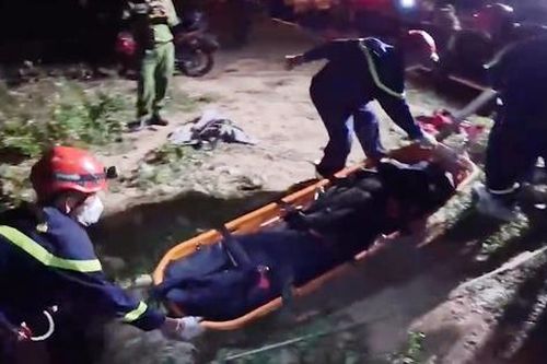 Bản tin TNGT 18/4: Du khách nước ngoài rơi xuống vực, nghi do tai nạn giao thông
