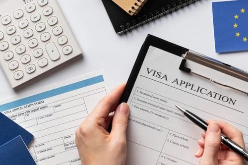 EU thắt chặt chính sách thị thực Kỷ nguyên 'đi lại tự do' dần khép lại?