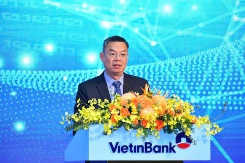 Chủ tịch VietinBank: Nợ xấu và nợ tiềm ẩn có thể gia tăng trong năm 2025