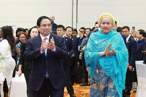 Thủ tướng: Hợp tác công-tư là chìa khóa để hiện thực hóa các mục tiêu phát triển bền vững
