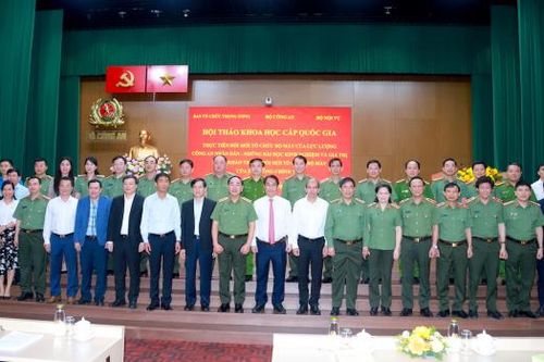 Lực lượng CAND đoàn kết, đồng lòng trong đổi mới, sắp xếp tổ chức bộ máy