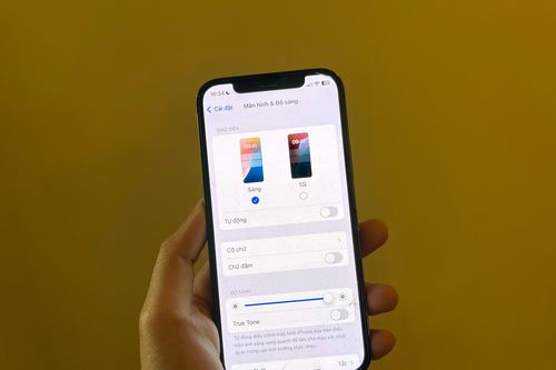 2 cách đơn giản giúp iPhone ngừng tự giảm sáng