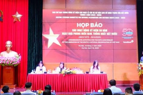Hùng tráng, hấp dẫn các hoạt động trọng điểm cấp quốc gia kỷ niệm 50 năm đất nước thống nhất