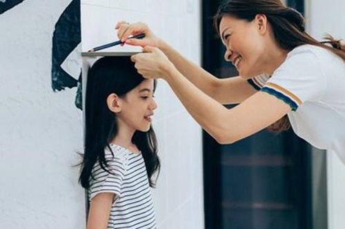 Trẻ nên ăn thực phẩm nào để tăng chiều cao?