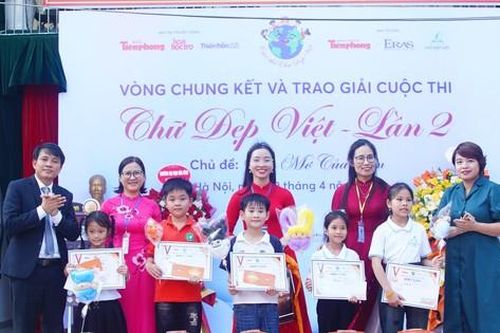 Vòng Chung kết cuộc thi Chữ đẹp Việt lần 2: 'Ước mơ của em' được viết nên từ nét chữ