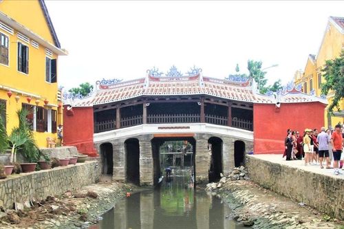 Đừng để di tích lạ lẫm sau trùng tu